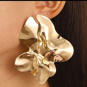 NEW Gold Abstract Statement Earrings Vintage Inspired Floral Petal Drop